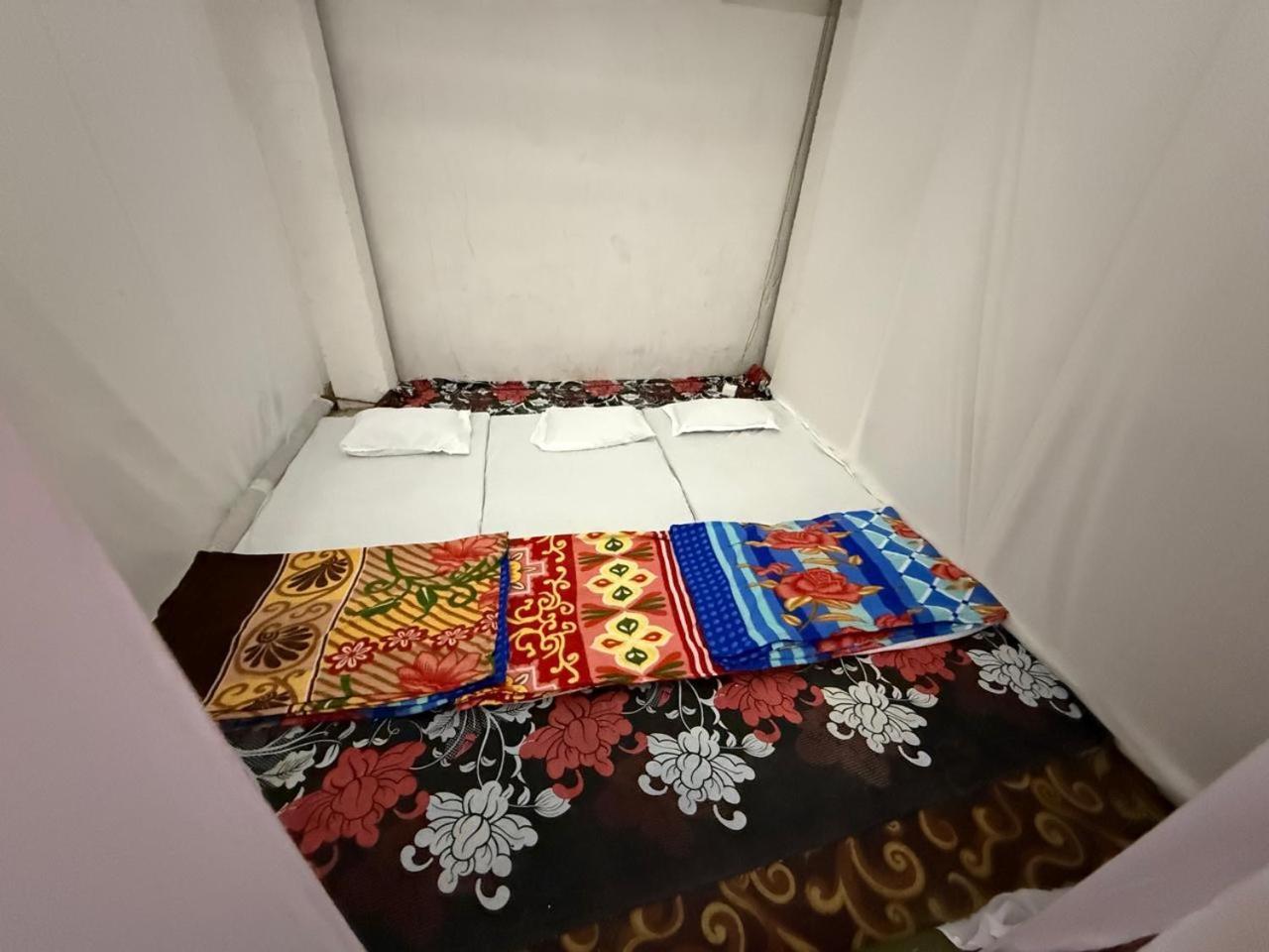 Arail Tent City Kumbh Cottage Mahakumbh -Near Arail Ghat And Naini Station Allāhābād Junction 外观 照片